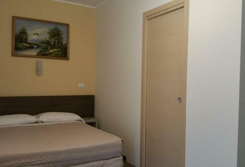 Standard Yhden Hengen Huone, Tommaseo