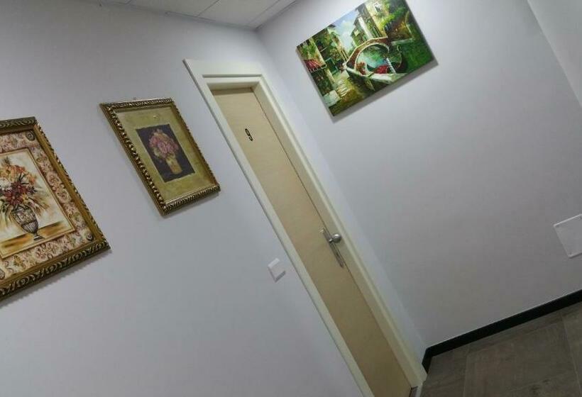 Standard Yhden Hengen Huone, Tommaseo