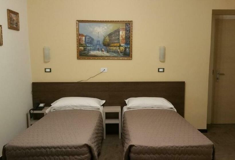 Standard-huone, Tommaseo