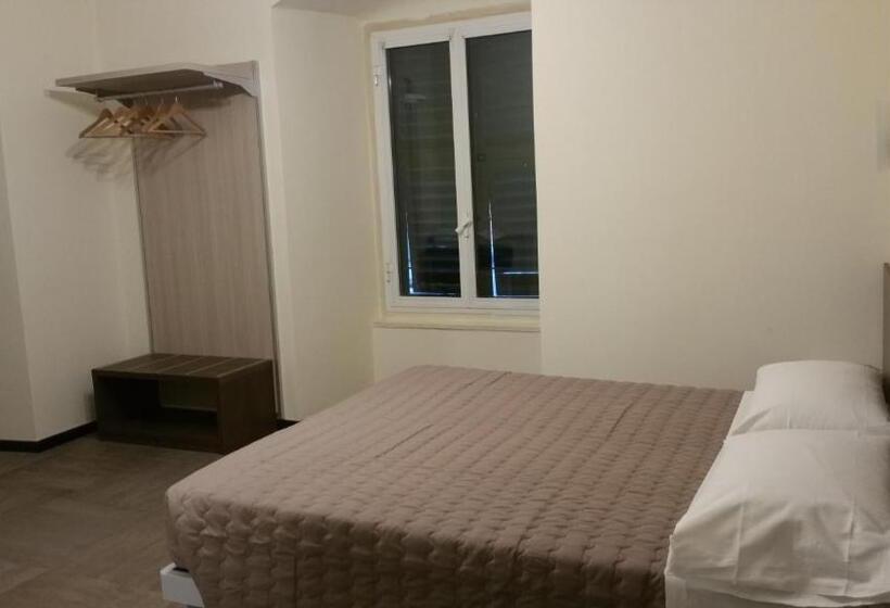 Standard Kolmen Hengen Huone, Tommaseo