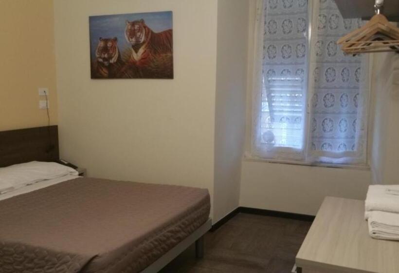 Standard Kolmen Hengen Huone, Tommaseo