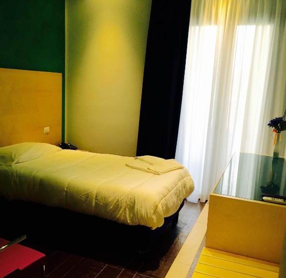 스탠다드 트리플 발코니 룸, Zodiaco