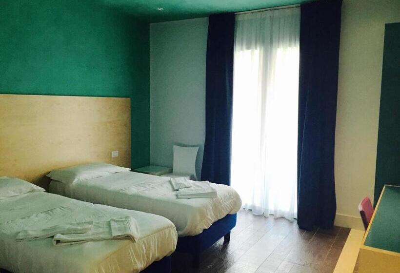 패밀리 룸, Zodiaco