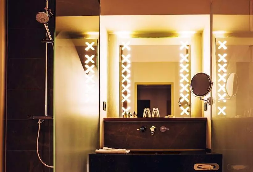 シングルデラックスルーム, Thehotel At Lippischer Hof