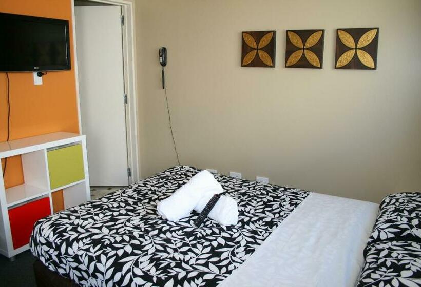 スタンダードスタジオ, Astray Motel