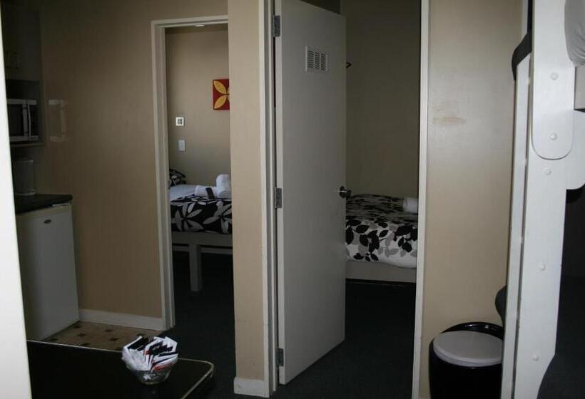 Apartamento 2 Dormitórios, Astray Motel