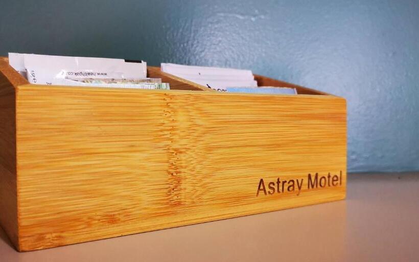 ２段ベッド付スタンダードワンルーム, Astray Motel