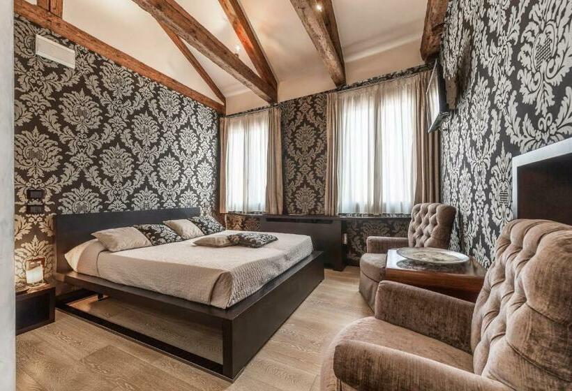 اتاق لوکس با چشمانداز, Abbazia De Luxe