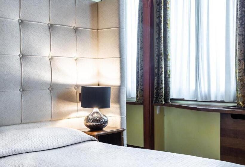 سوئیت با چشمانداز, Abbazia De Luxe