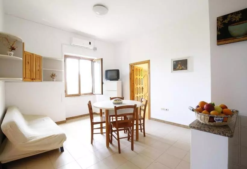 テラスつきの2ベッドルームアパートメント, Agriturismo Posta Pastorella