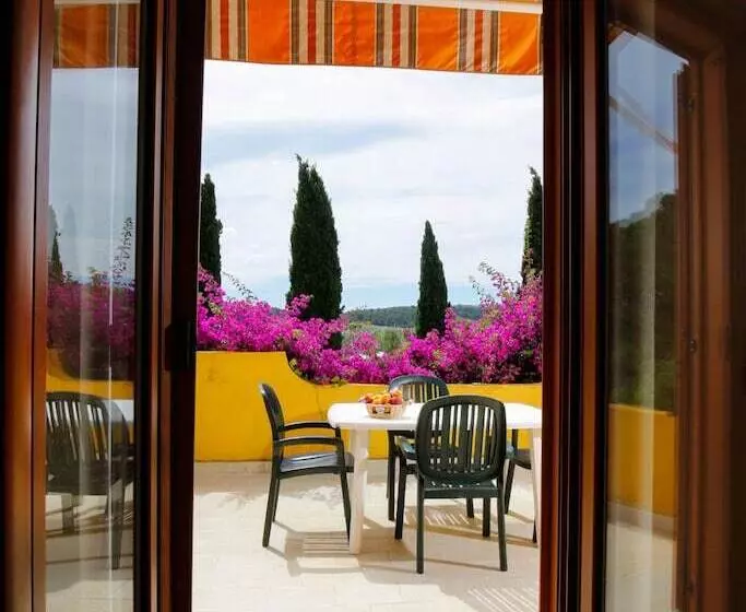 テラスつきの2ベッドルームアパートメント, Agriturismo Posta Pastorella