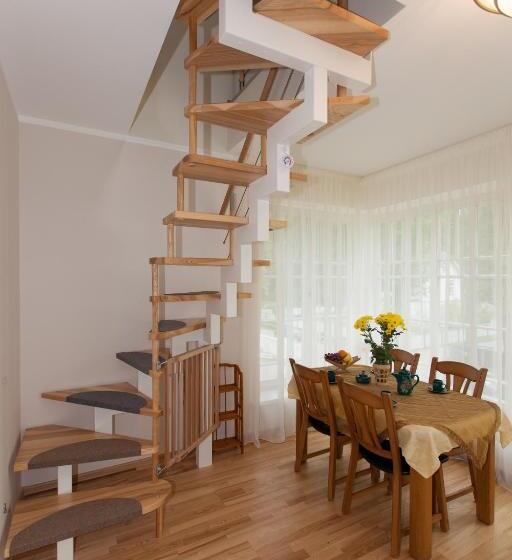 2침실 프리미엄 아파트, Amber Coast & Sea