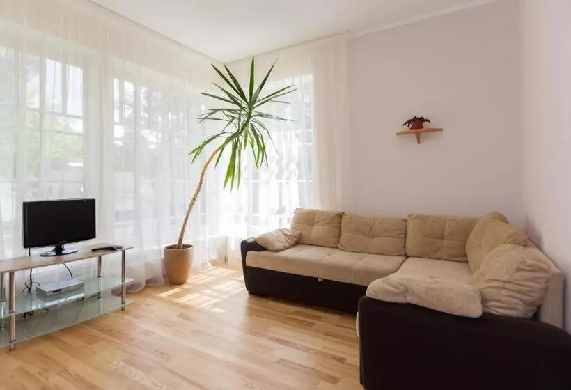 2 Bedroom Premium Apartment, Amber Coast & Sea