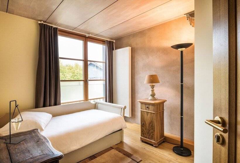 اتاق استاندارد یک نفره, Auberge Du Relais Postal