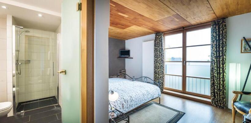 اتاق استاندارد, Auberge Du Relais Postal