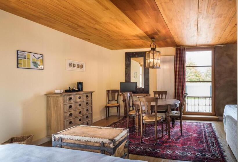 اتاق خانوادگی, Auberge Du Relais Postal