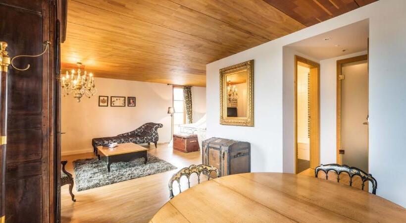 سوییت, Auberge Du Relais Postal