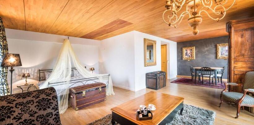 سوییت, Auberge Du Relais Postal