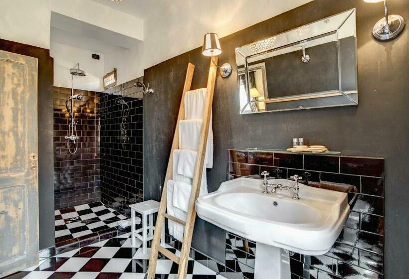 주니어 스위트 호수 전망, Borgo Vistalago