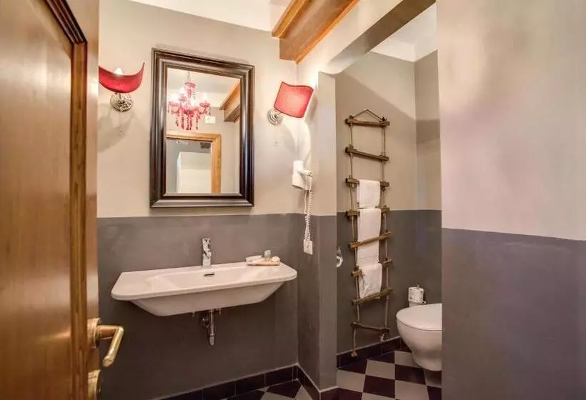 اتاق لوکس, Borgo Vistalago