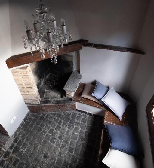 Suite with lake view, Borgo Vistalago