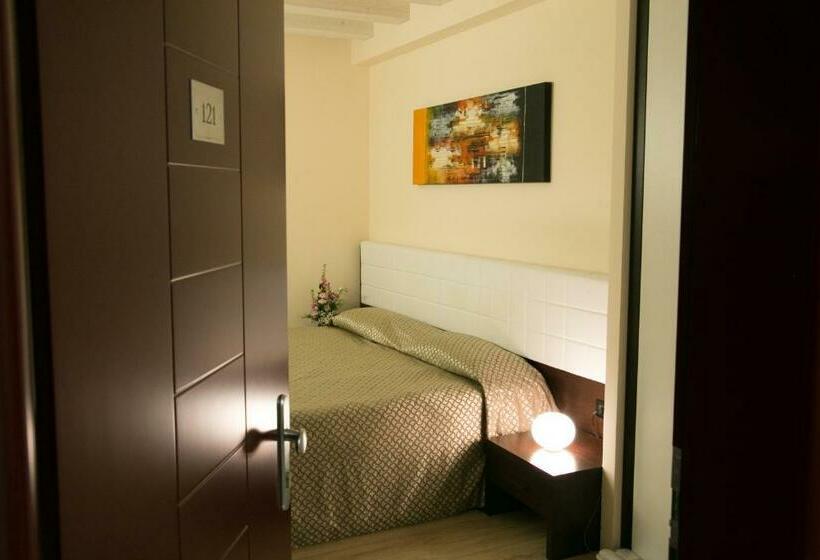 חדר סטנדרט, Calinferno