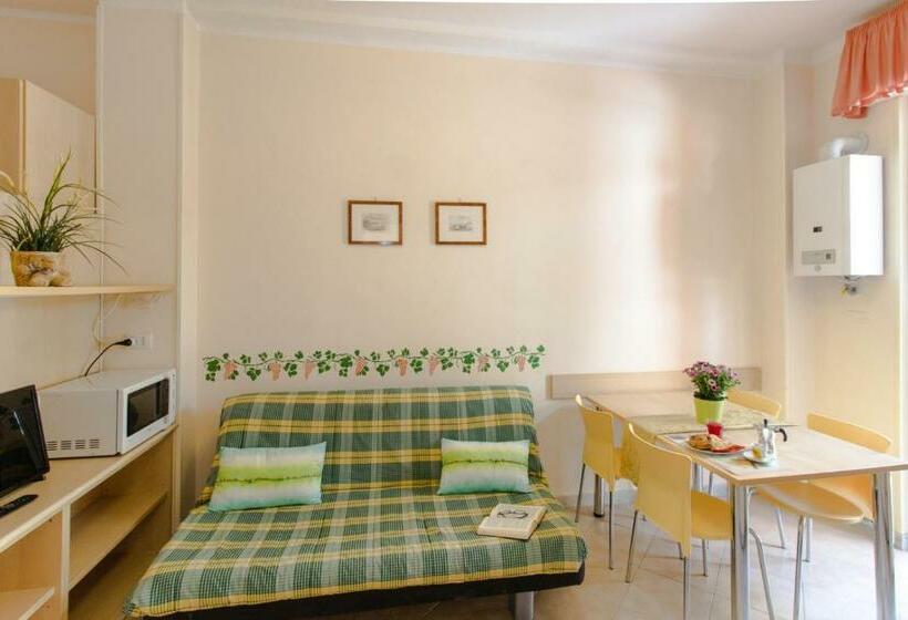 آپارتمان 1 خوابه, Casa Vacanze Isophylla