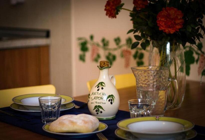 Студио Economy, Casa Vacanze Isophylla