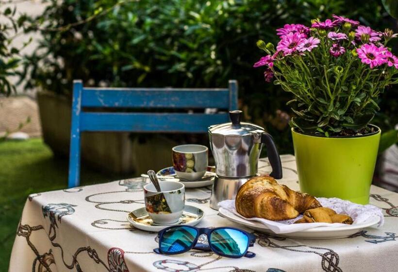 Студио Economy, Casa Vacanze Isophylla