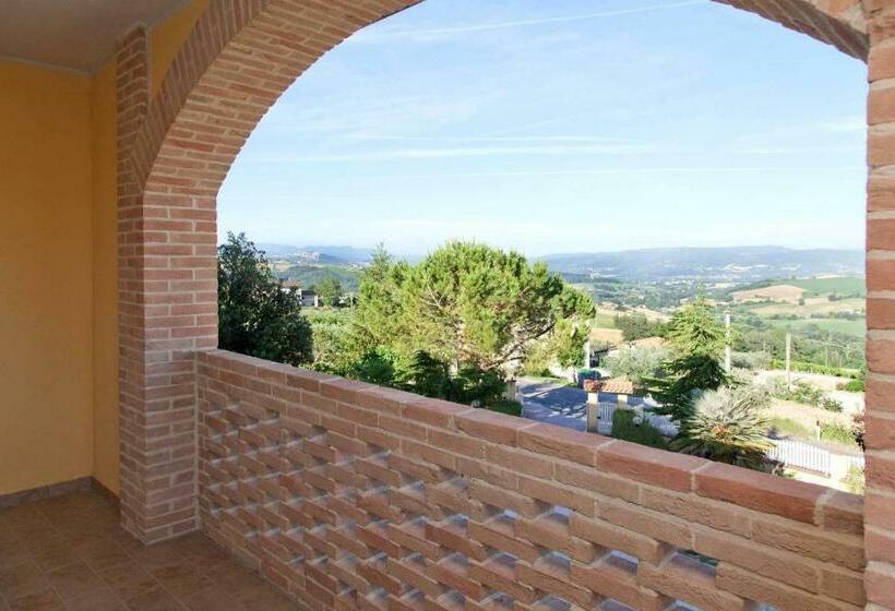 شقة غرفة واحدة, Casale Ulivi