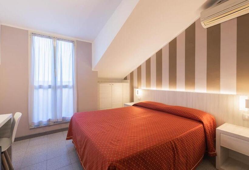 스탠다드 발코니 룸, Danio Lungomare