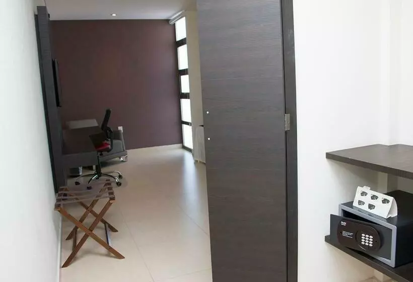 اتاق استاندارد با 2 تخت دوبل, Diverxo Hotel & Villas