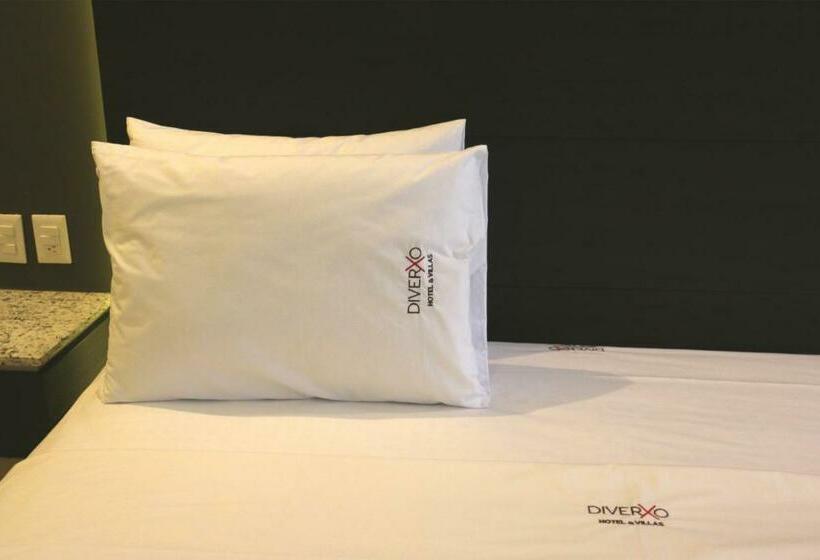 غرفه قياسيه سريرين مزدوجين, Diverxo Hotel & Villas