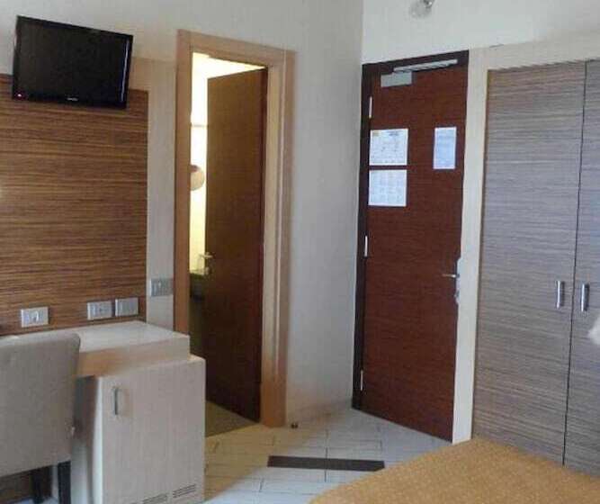 Quarto Estandar, Eden