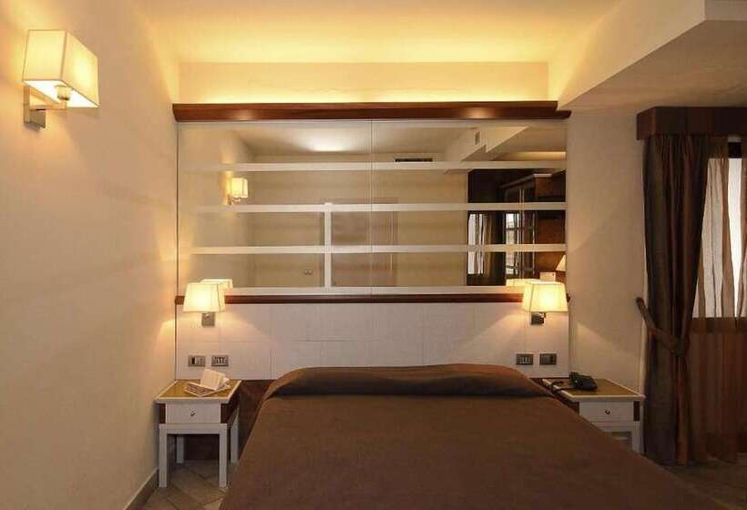 Quarto Estandar, Eden