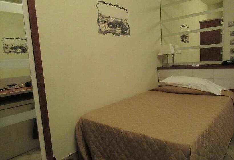 Quarto Estandar Individual, Eden