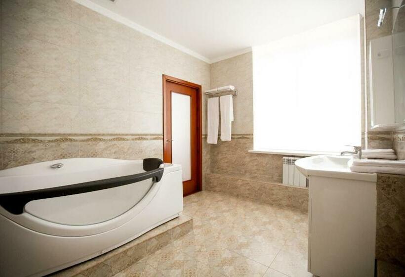 سوییت, Almaty Grand Erbil