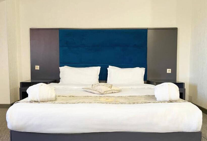 اتاق استاندارد, Almaty Grand Erbil