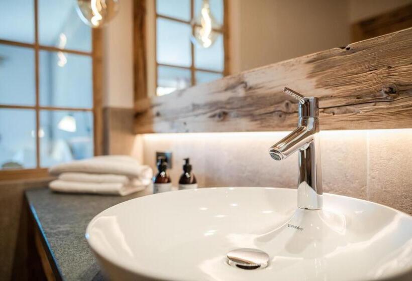 חדר דלוקס עם מרפסת, Kassian