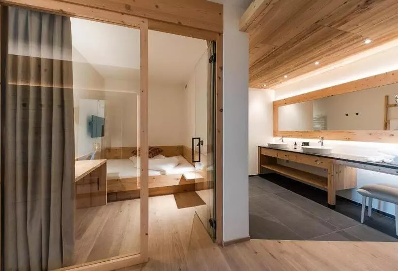 Junior Suite mit Terrasse, Kassian