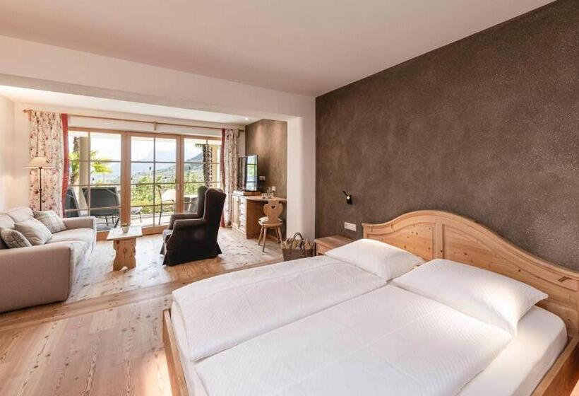 סוויטה, Kassian