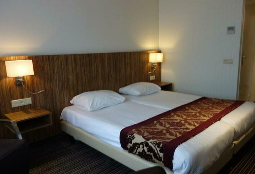 标准间, Middelburg