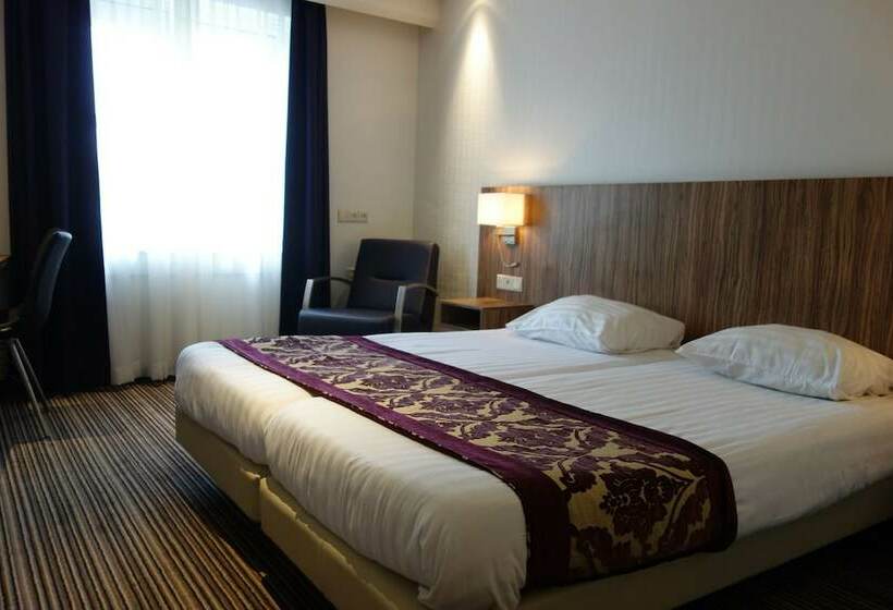 标准间, Middelburg