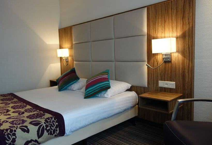 Номер Комфорт, Middelburg