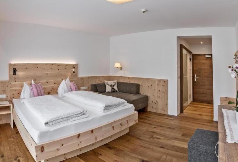 バルコニー付きスタンダードルーム, Moritz