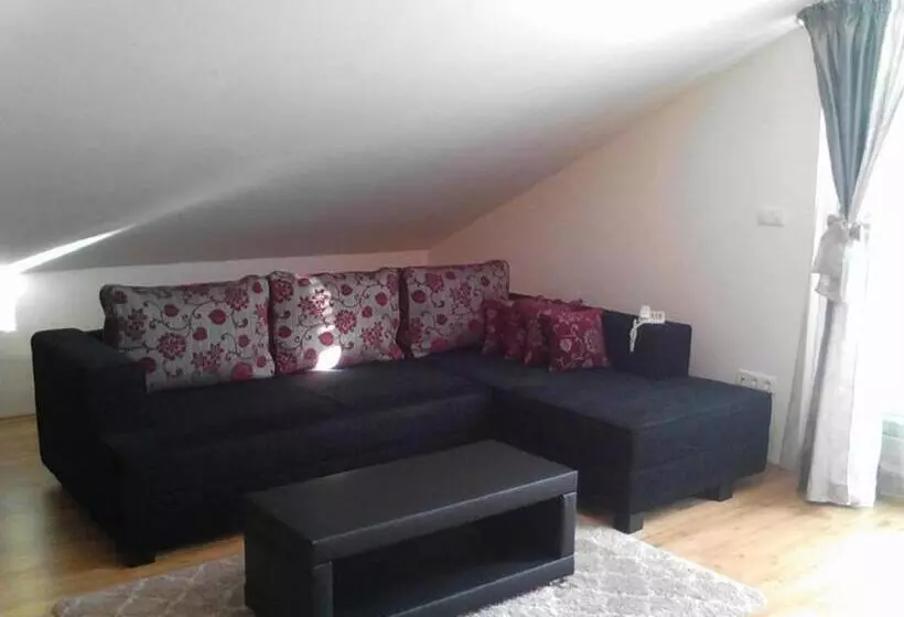 Suite Deluxe 2 Dormitoris, Neva