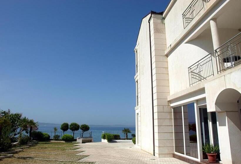 חדר אקונומי, Neva