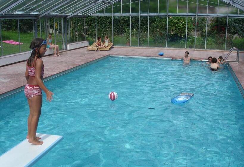 带阳台两卧公寓, Residence Klementhof