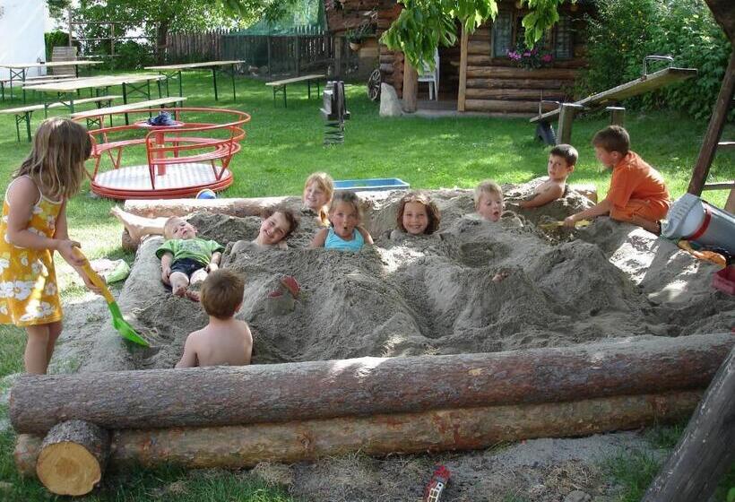 带1个卧室的带阳台的公寓, Residence Klementhof