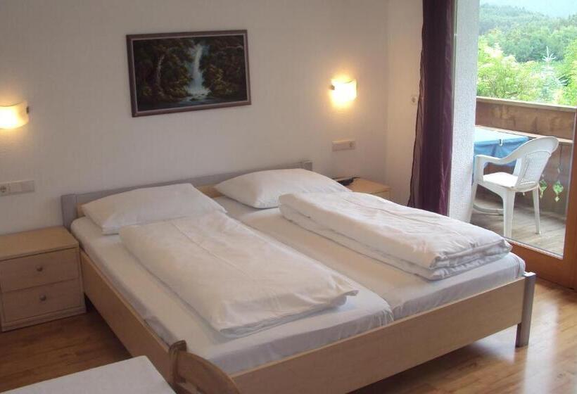 Апартаменты 2 Спальни с Балконом, Residence Klementhof